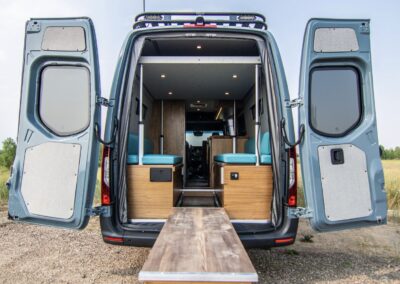 Sprinter 170" EXT 4x4 - The Great Lakes - Full Rear